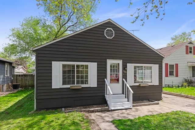 $225,000 | 120 Anderson Avenue, Joliet, IL 60433