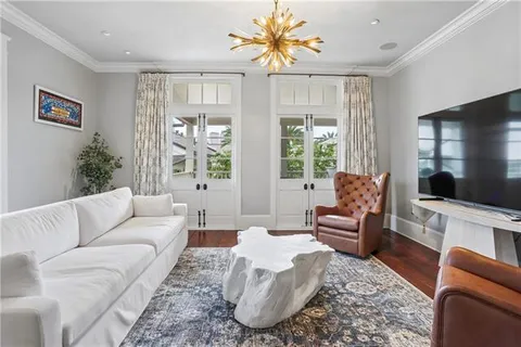 $1,790,000 | 822 Barracks Street, Unit A, New Orleans, LA 70116