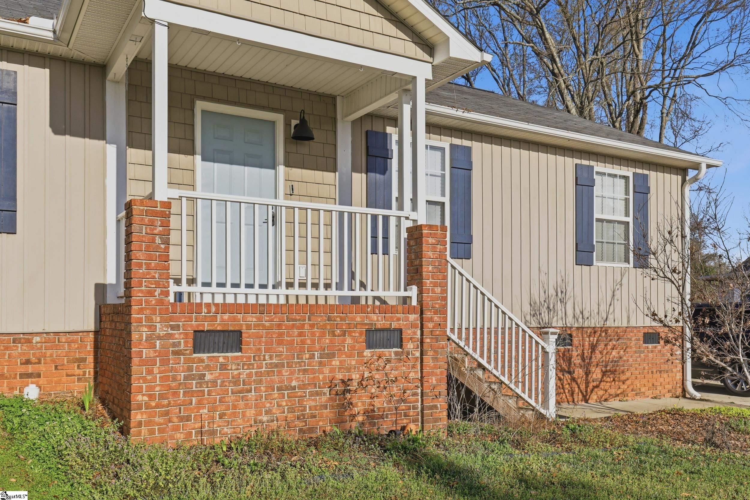 1519 East Calhoun Street Anderson, SC 29621 - Photo 2 of 27