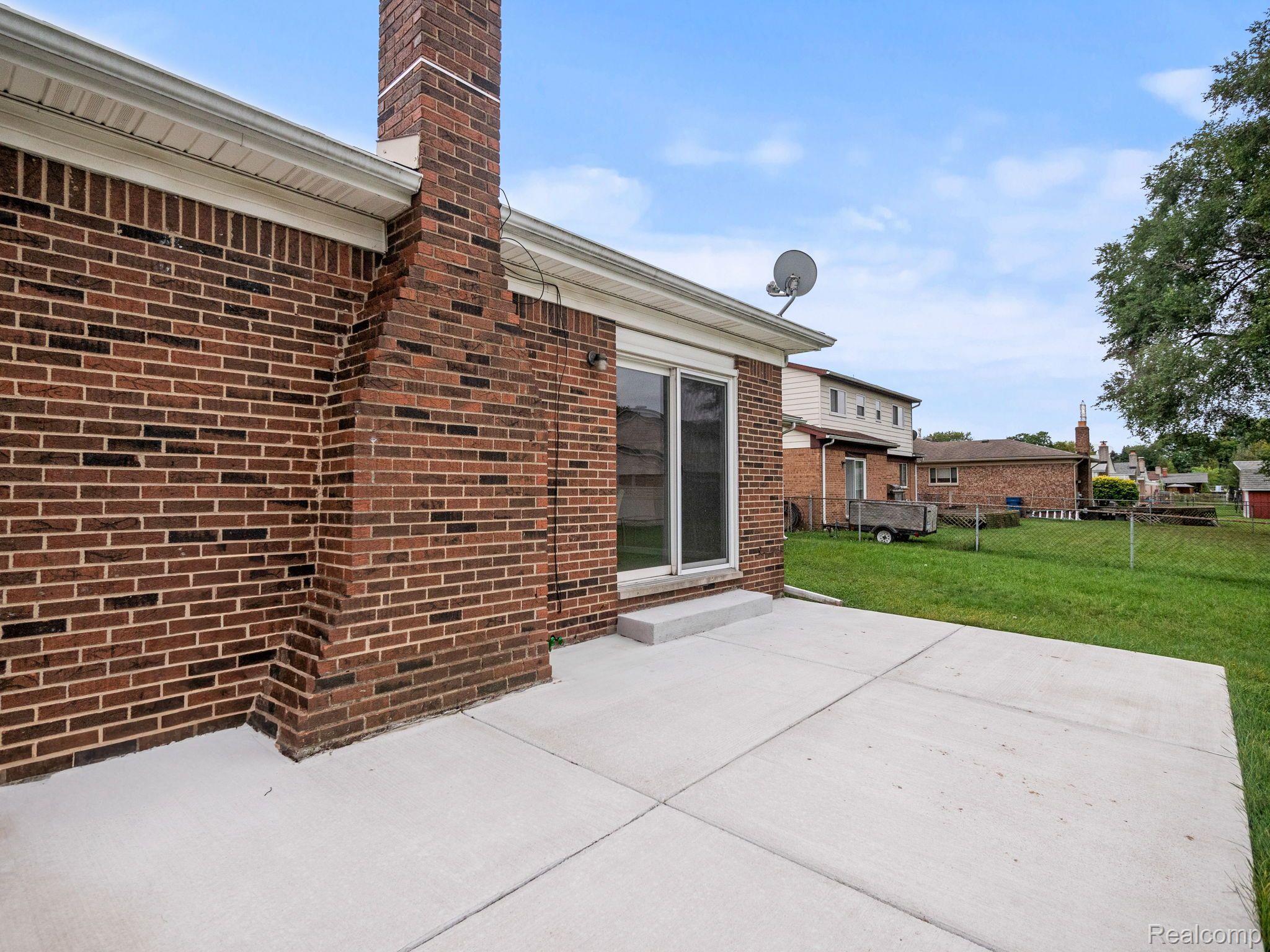 14211 Martin Road Warren, MI 48088 - Photo 27 of 28 Gallery Image 27