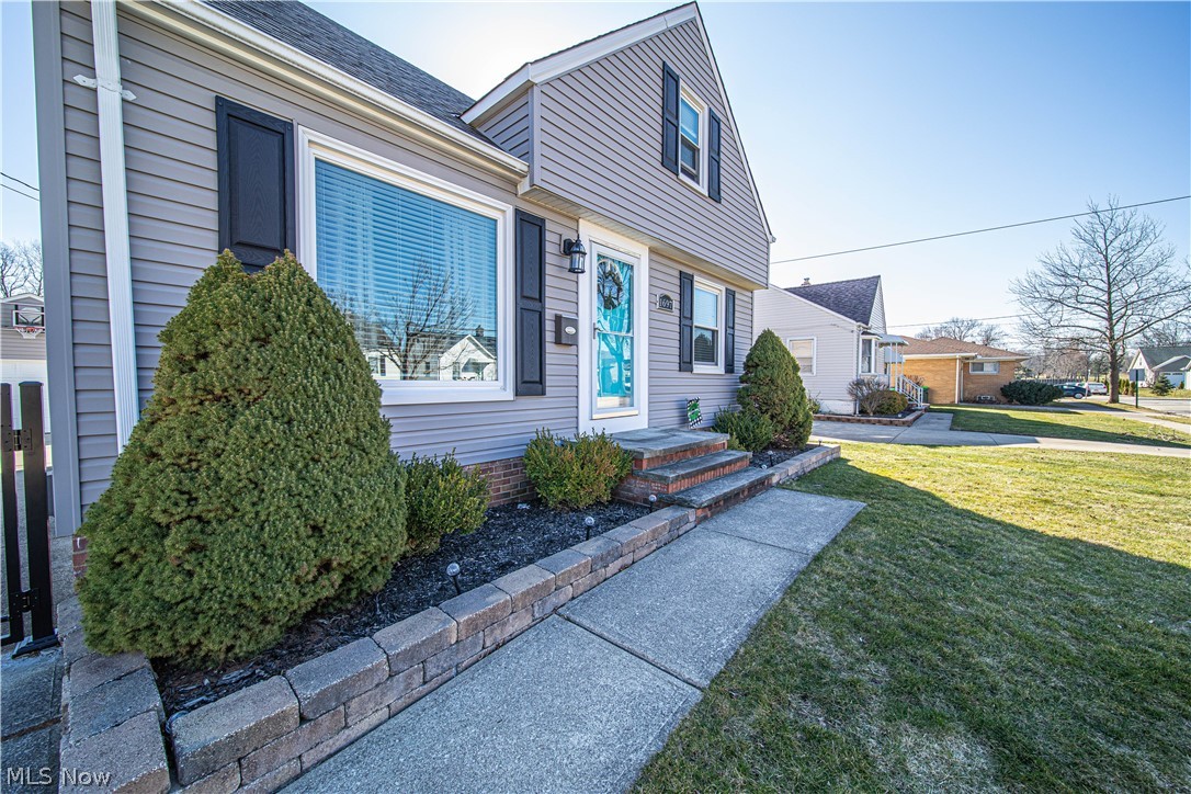 1697 Mapledale Road Wickliffe, OH 44092 - Photo 27 of 34 Gallery Image 27