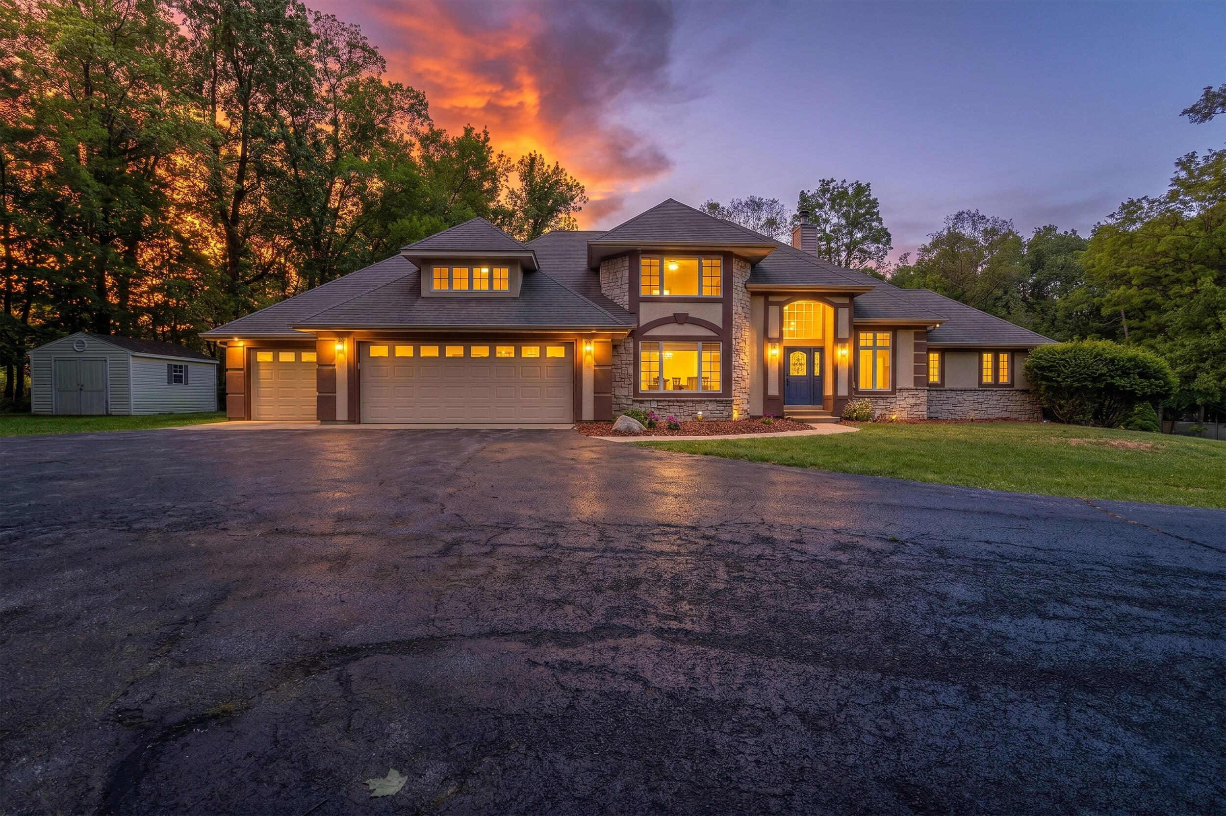 1722 West Kilgore Road Kalamazoo, MI 49008 - Photo 48 of 54 Kilgore_1722_Exterior (14)
