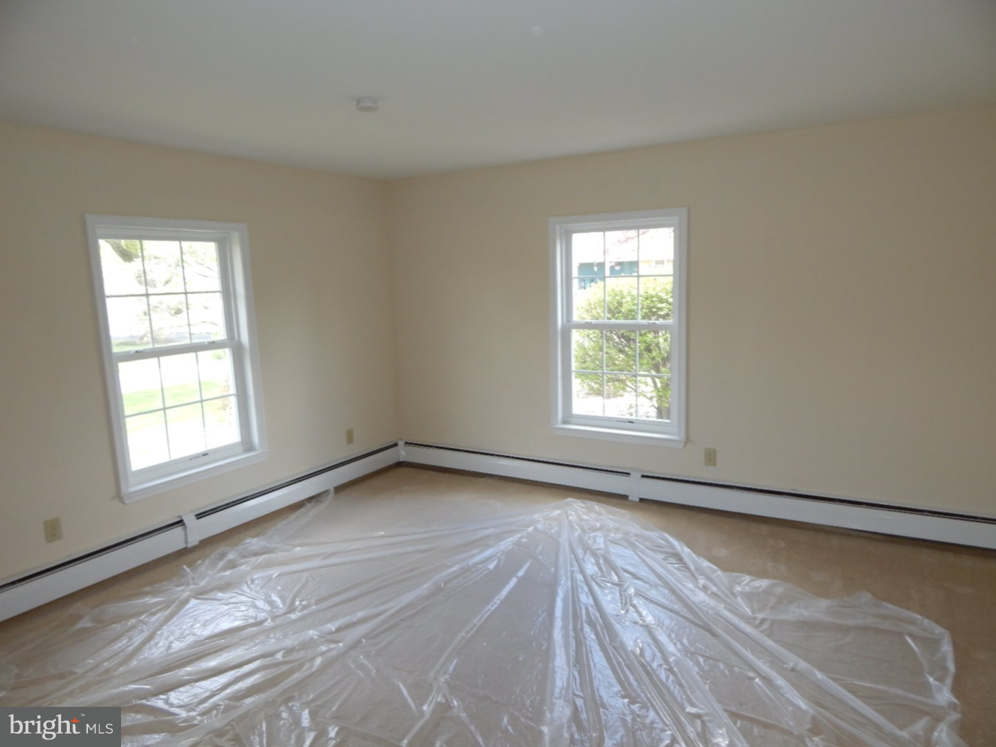 61 Red Berry Road Levittown, PA 19056 - Photo 7 of 13