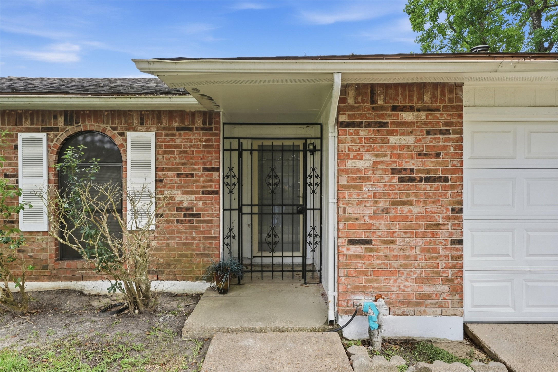 4850 Raven Ridge Drive Houston, TX 77053 - Photo 4 of 23