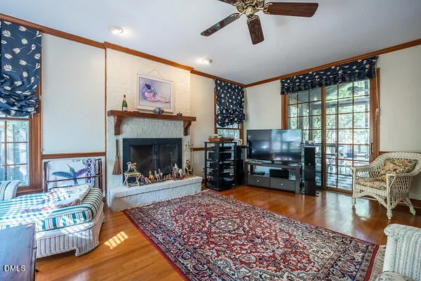 $789,000 | 109 Mendel Drive, Chapel Hill, NC 27514