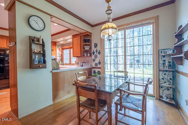 $789,000 | 109 Mendel Drive, Chapel Hill, NC 27514