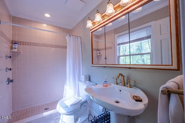 $789,000 | 109 Mendel Drive, Chapel Hill, NC 27514