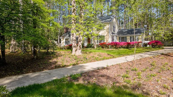 $789,000 | 109 Mendel Drive, Chapel Hill, NC 27514