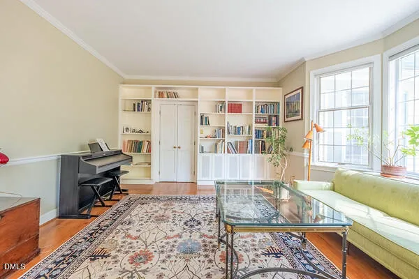 $789,000 | 109 Mendel Drive, Chapel Hill, NC 27514