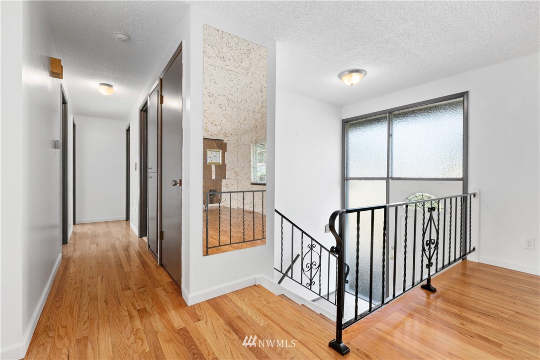 12605 Southeast 158th Street Renton, WA 98058 - Photo 15 of 40 Gallery Image 15