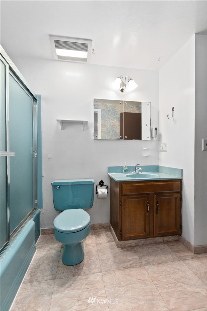 12605 Southeast 158th Street Renton, WA 98058 - Photo 19 of 40 Gallery Image 19
