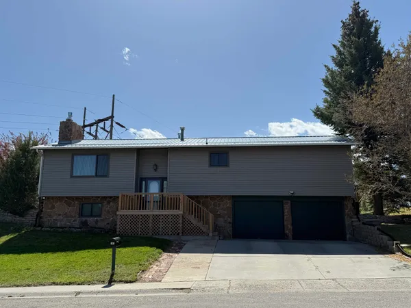 $359,000 | 141 Cedar Ridge Drive, Thermopolis, WY 82443