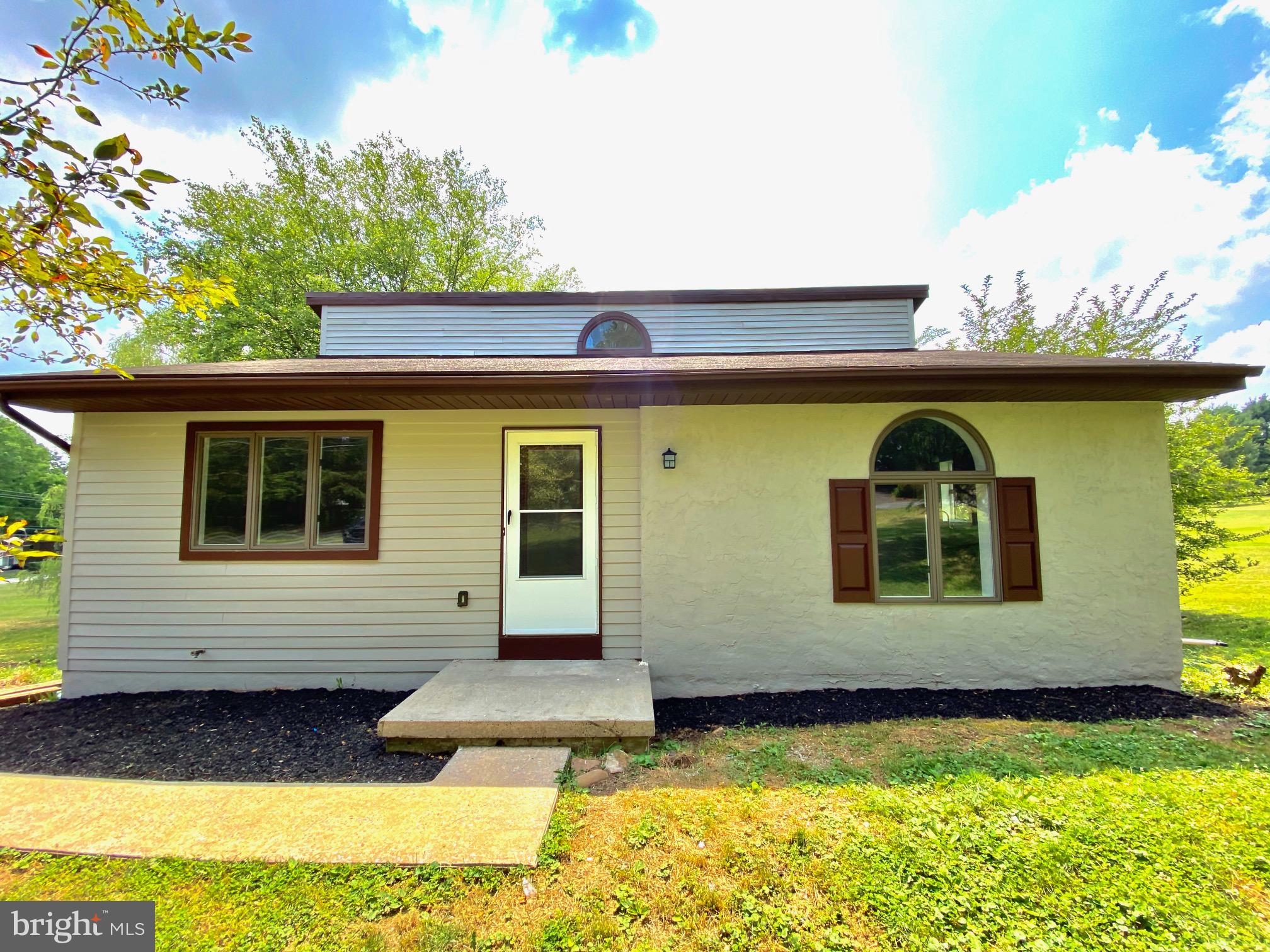 13 Baptist Church Road Spring City, PA 19475 - Photo 1 of 25