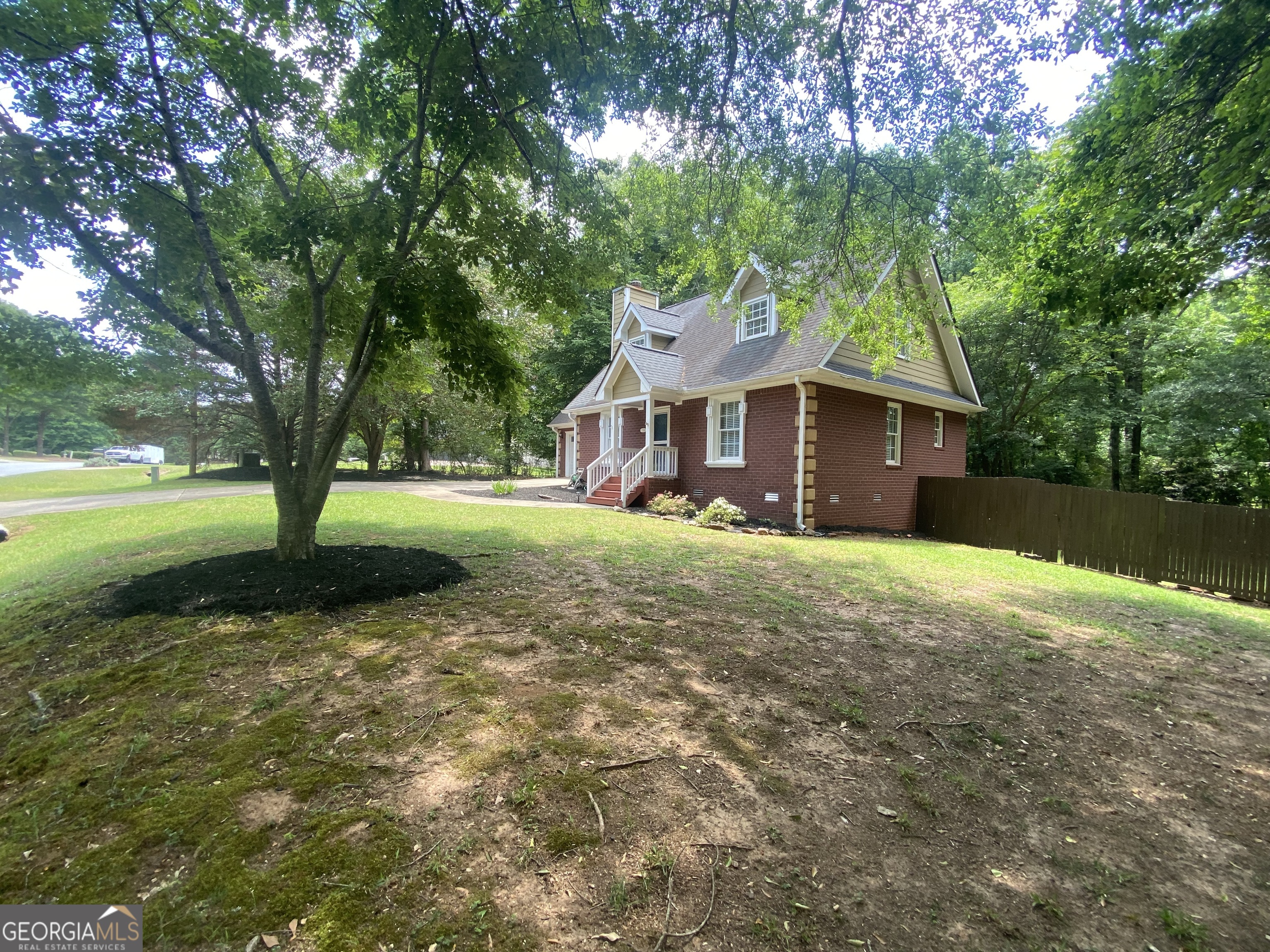 1130 Darlington Station Road Bogart, GA 30622 - Photo 3 of 70