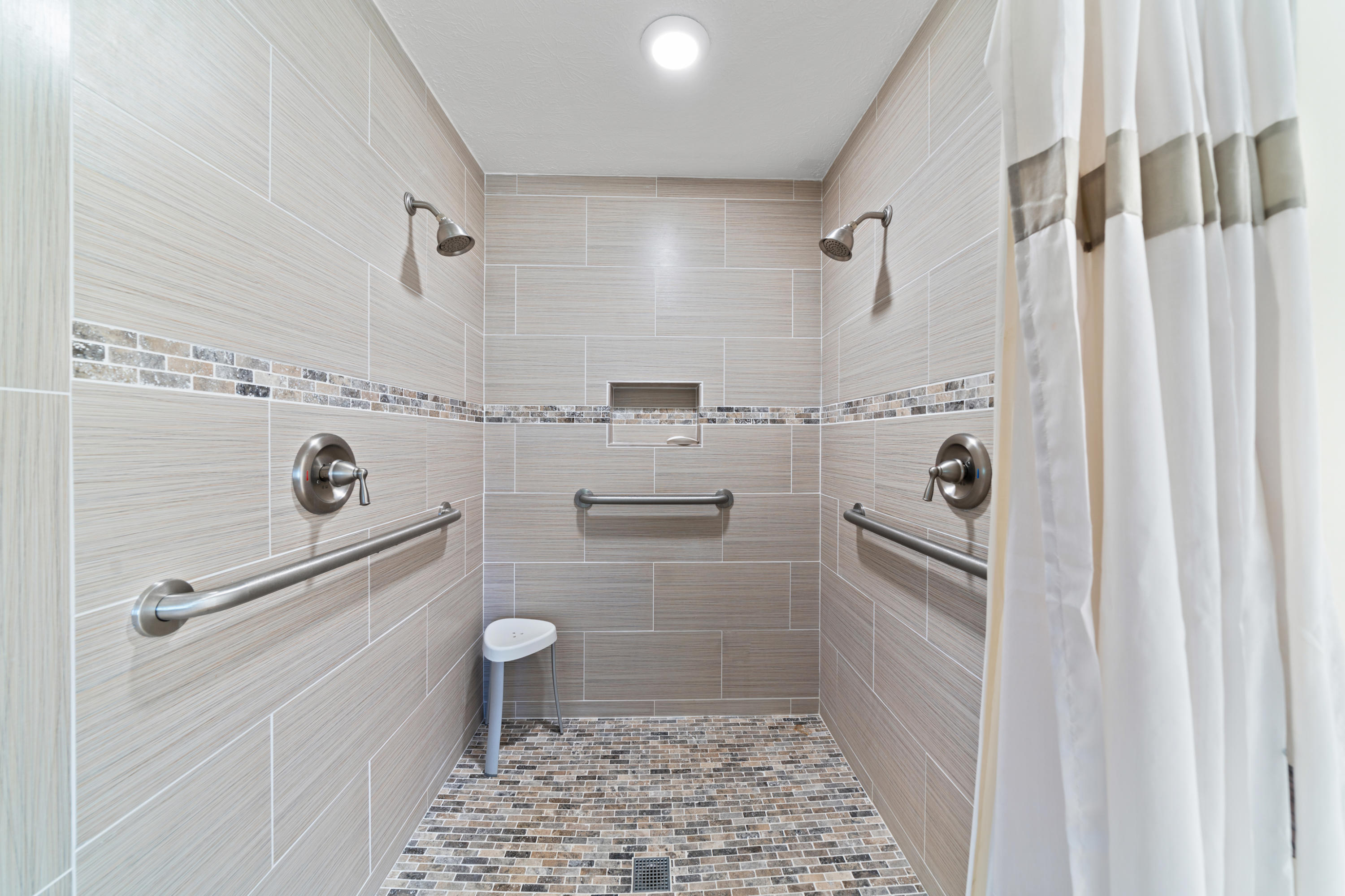 2016 Joy-Rene Lane North Palm Beach, FL 33408 - Photo 13 of 24 UNIT #1 SHOWER