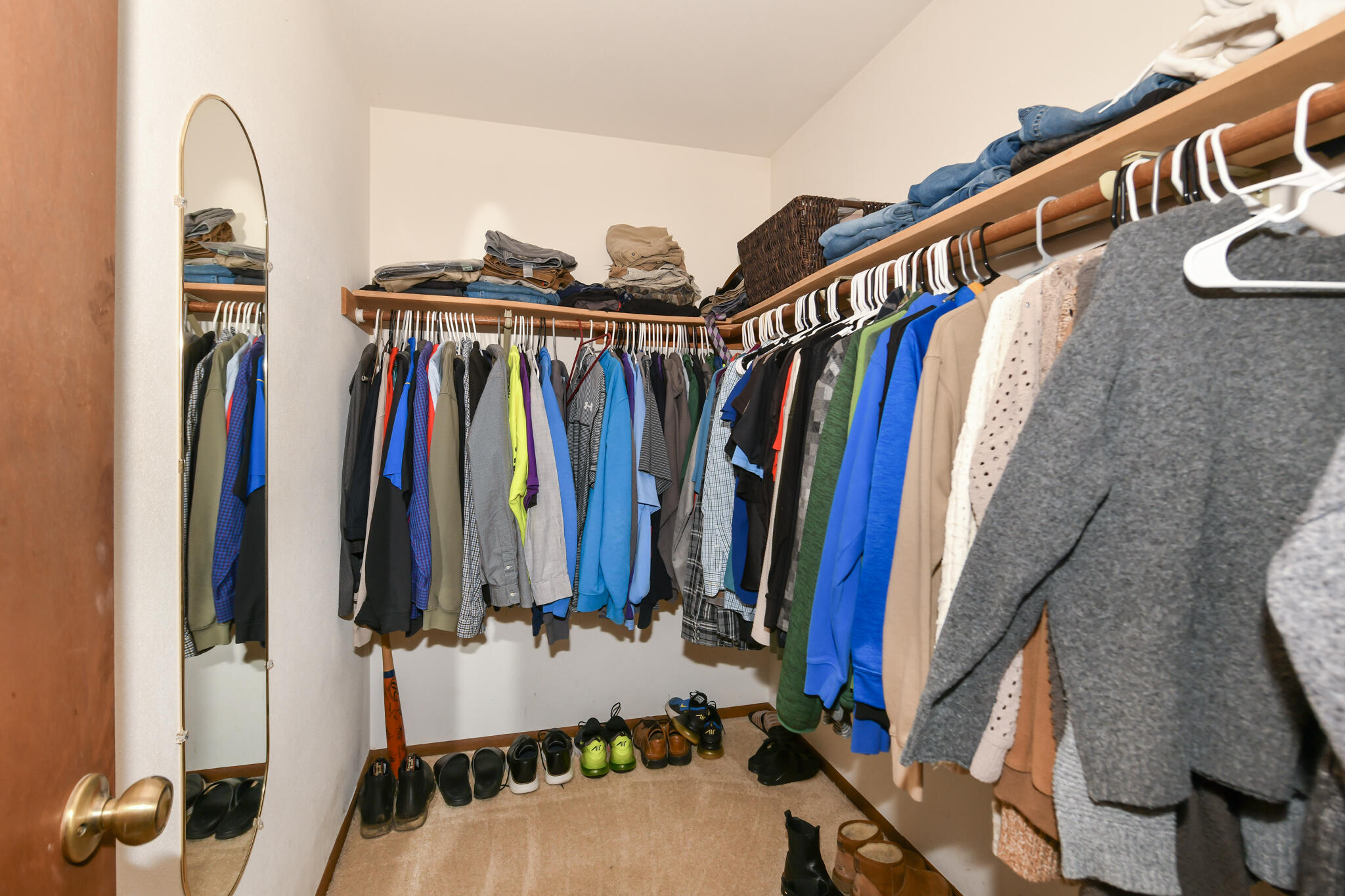 W328S8232 Memory Lane Mukwonago, WI 53149 - Photo 28 of 46 Primary Walk-in Closet