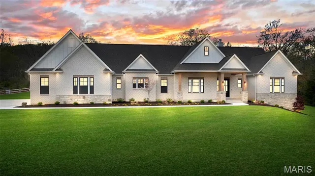 $2,450,000 | 4623 Chateau Lane, Wildwood, MO 63069