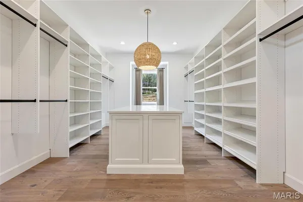 $2,399,900 | 4623 Chateau Lane, Wildwood, MO 63069