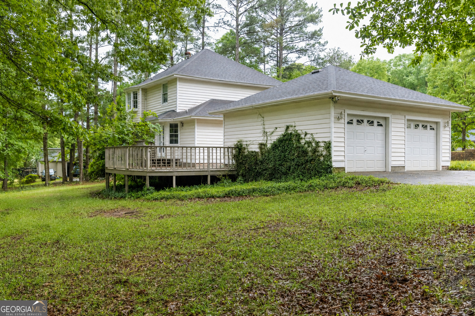 124 David Drive Thomaston, GA 30286 - Photo 39 of 43 a front view of house with yard and green space