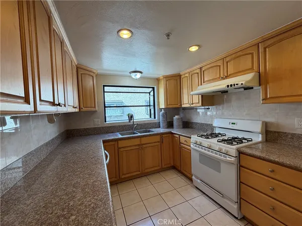 $798,000 | 1620 South 5th Street, Unit F, Alhambra, CA 91803