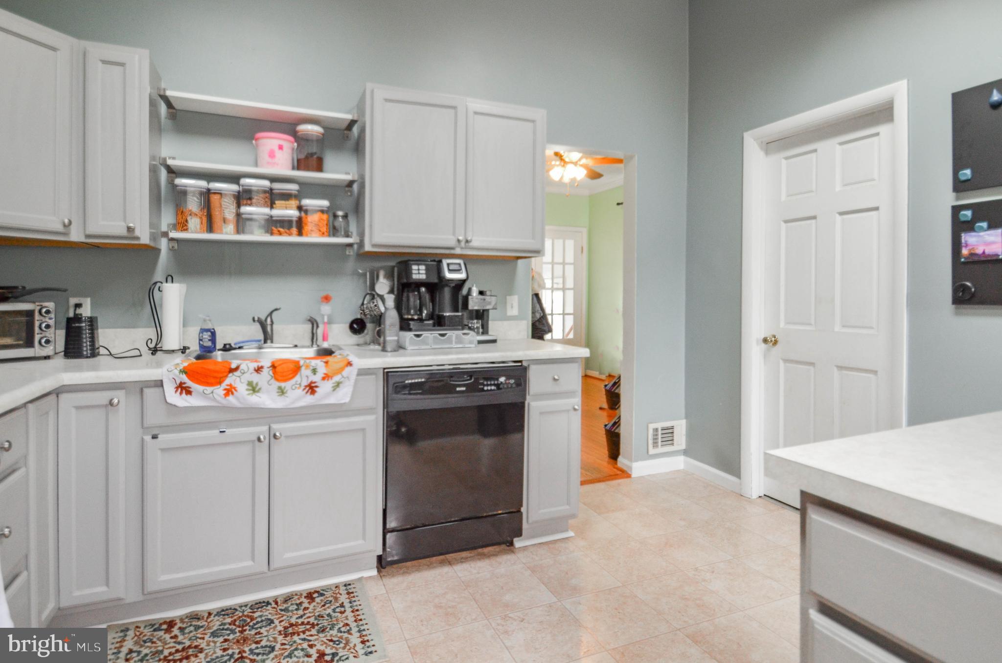 11 West Chelton Road Brookhaven, PA 19015 - Photo 6 of 18 Gallery Image 6