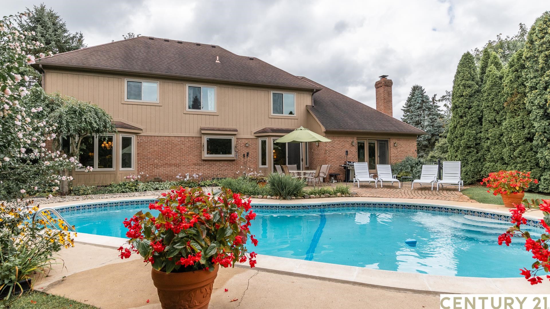 396 Oakbridge Drive Rochester, MI 48306 - Photo 15 of 99 50121464-14.JPG