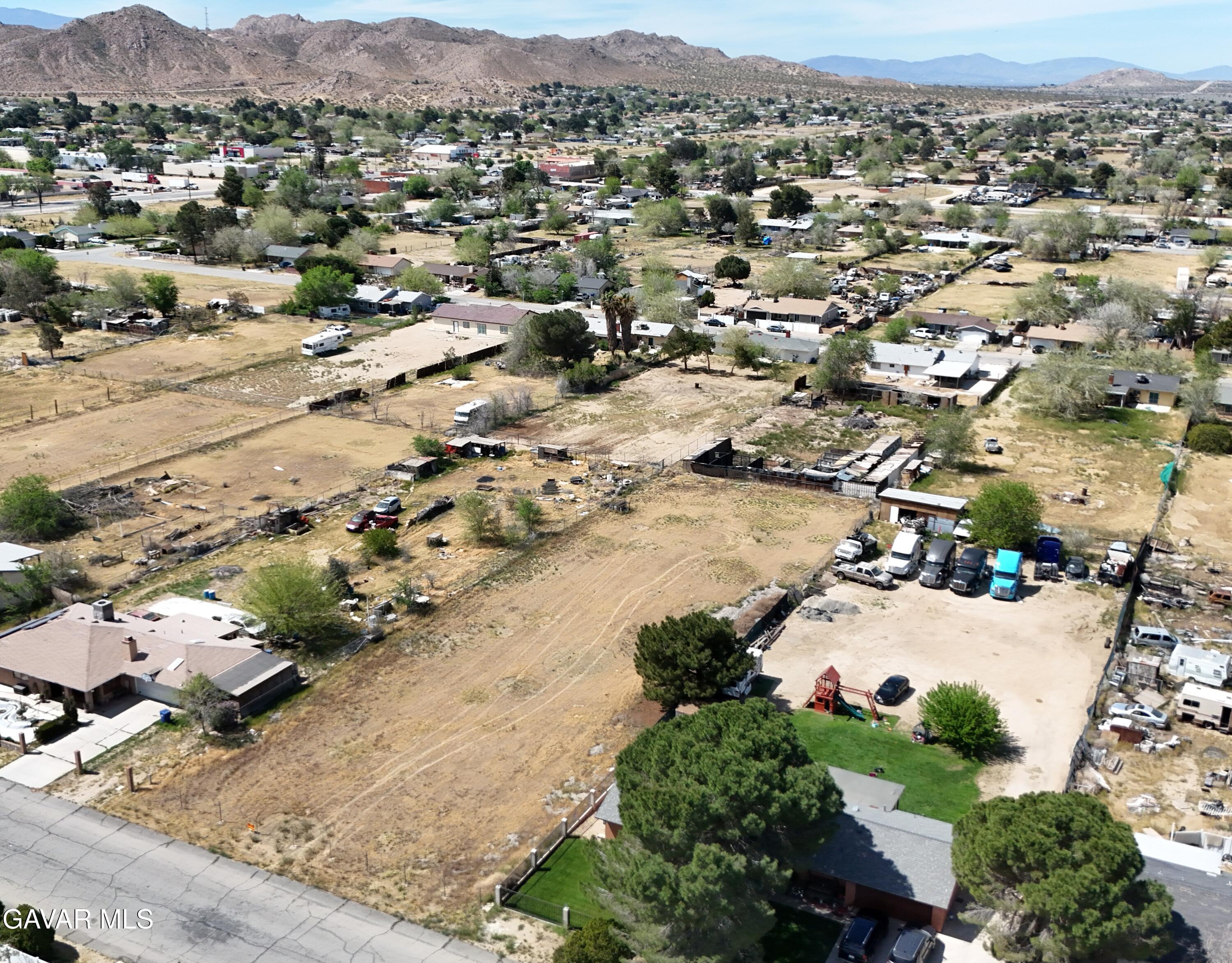 173rd Street Lancaster, CA 93535 - Photo 5 of 14 00 04. DJI_20260326115933_0463_D