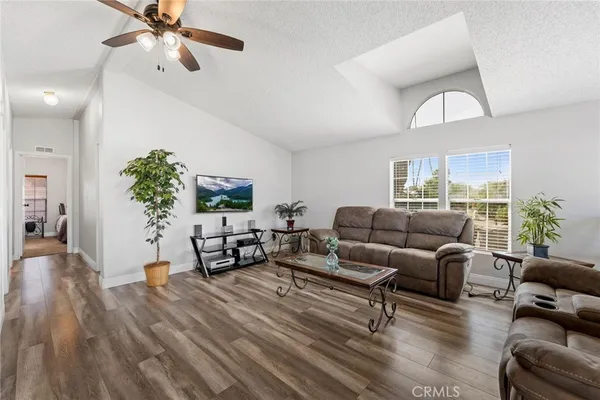 $199,900 | 790 Santa Clara Circle, Hemet, CA 92543