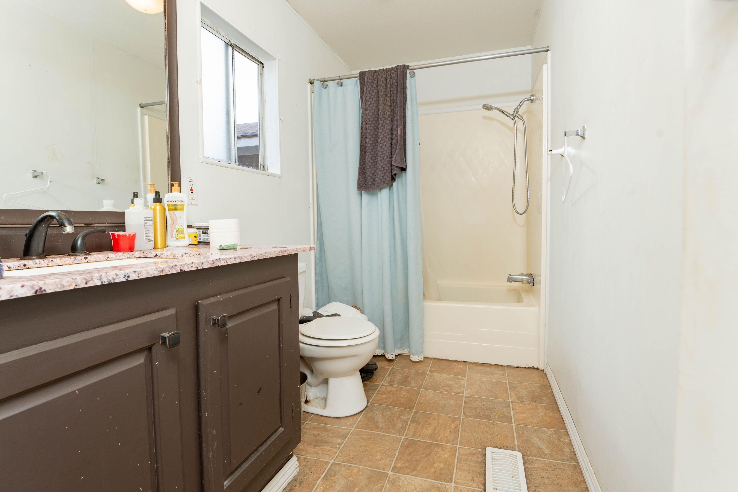 900 East Rankin Road, Unit 119 Tulare, CA 93274 - Photo 11 of 19 20
