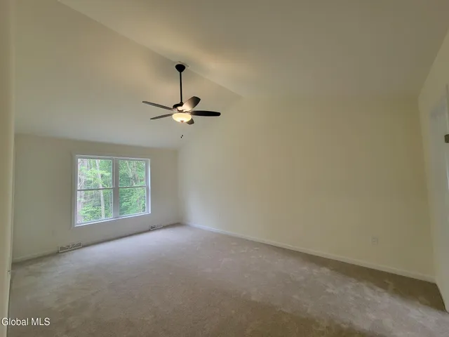 $506,900 | 918 Ridgeview Circle, Schodack, NY 12033