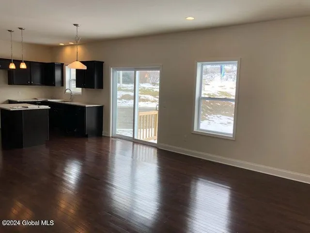 $506,900 | 918 Ridgeview Circle, Schodack, NY 12033