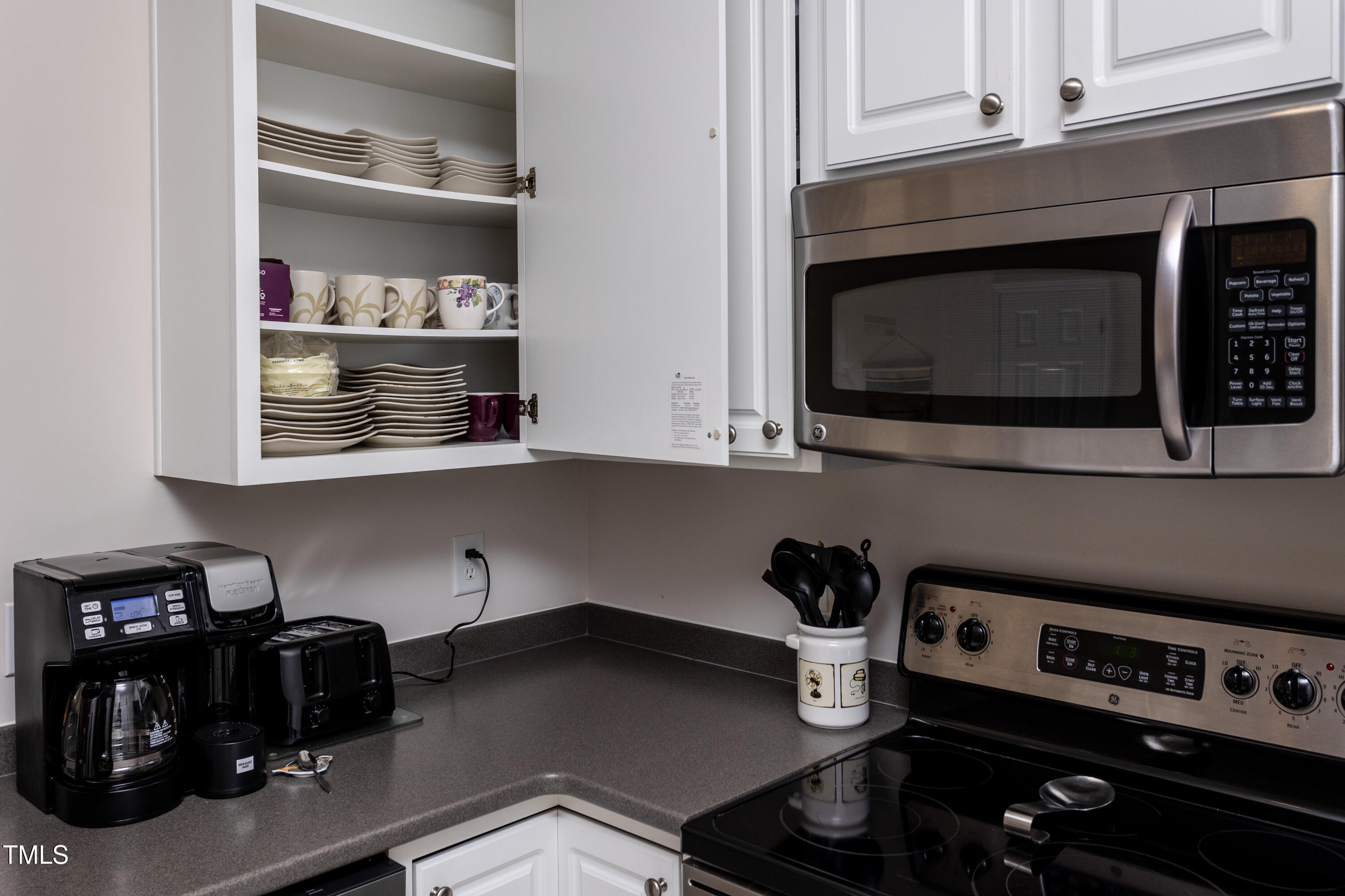 7031 Racine Way Raleigh, NC 27615 - Photo 19 of 31 7031Racine020