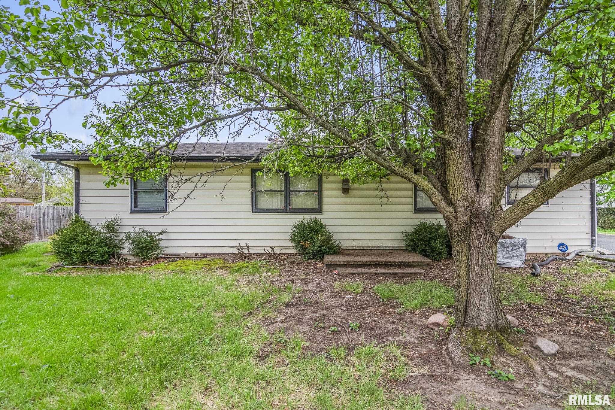 2121 East Ash Street Springfield, IL 62703 - Photo 27 of 30