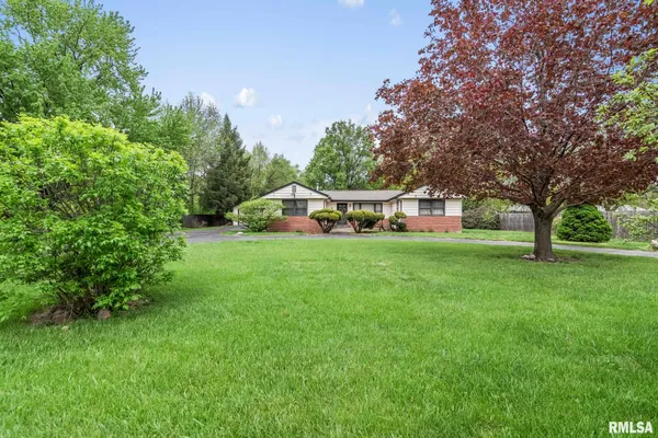 $150,000 | 2121 East Ash Street, Springfield, IL 62703