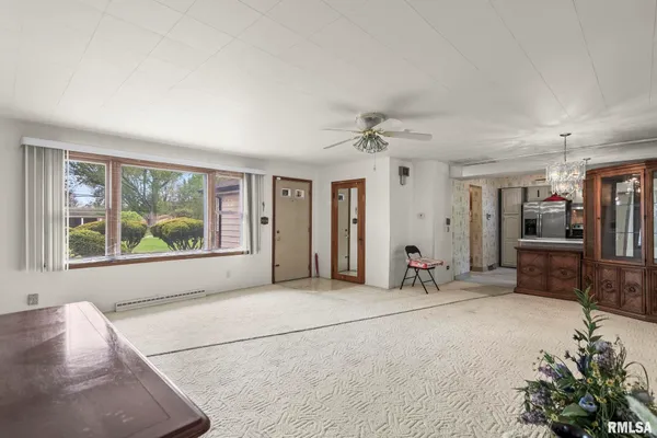 $150,000 | 2121 East Ash Street, Springfield, IL 62703