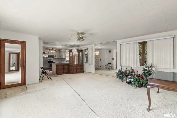 $150,000 | 2121 East Ash Street, Springfield, IL 62703