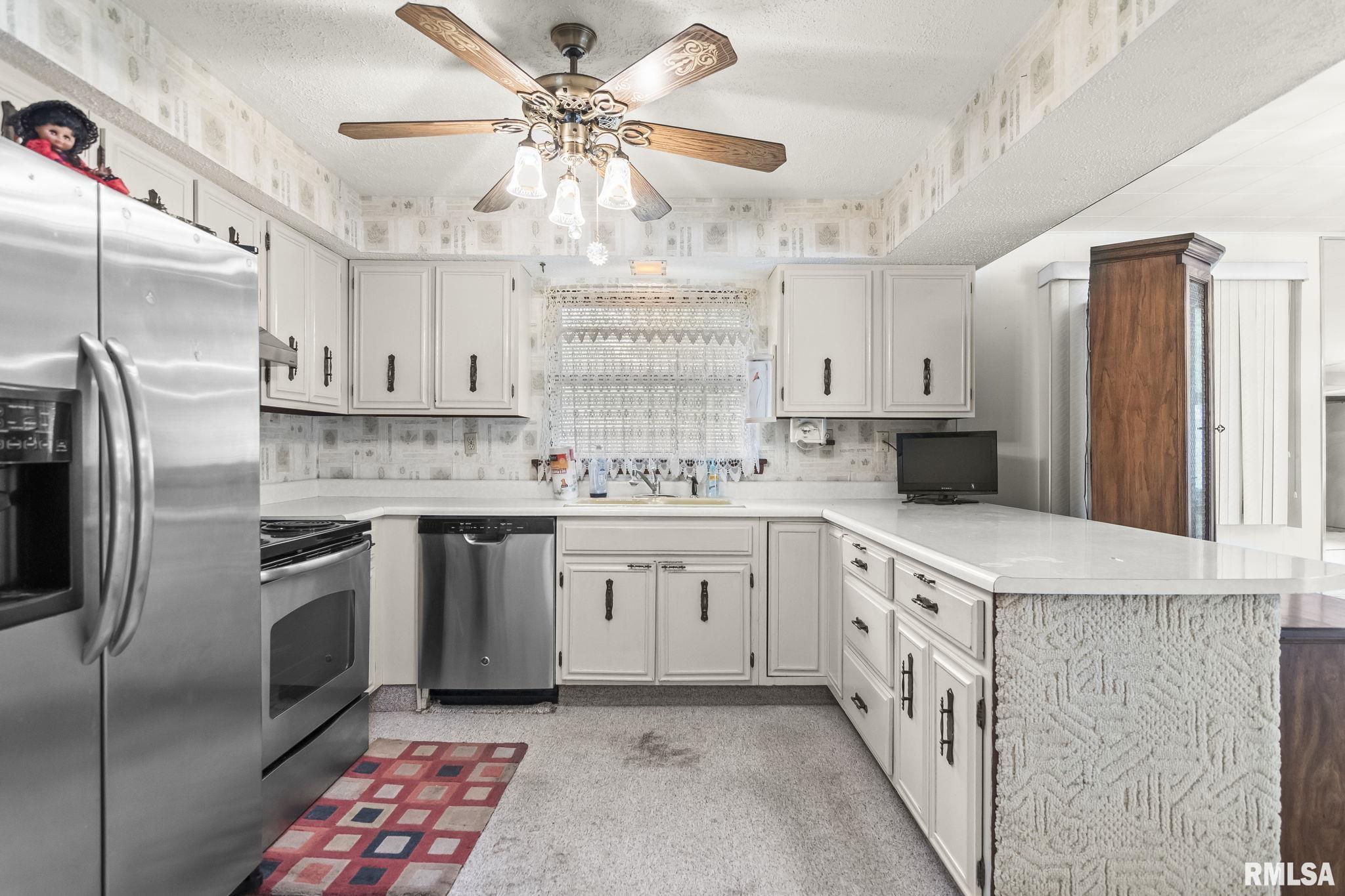 2121 East Ash Street Springfield, IL 62703 - Photo 10 of 30