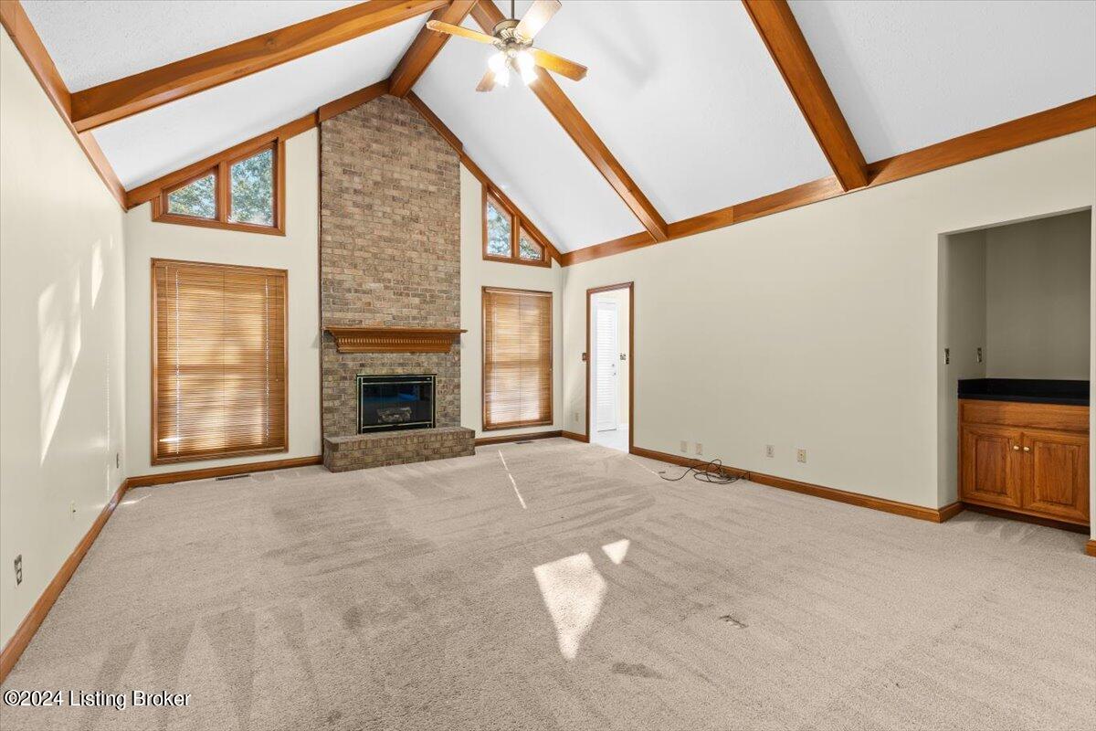 821 Foxgate Road Louisville, KY 40223 - Photo 7 of 41 07-821 Foxgate Rd-7