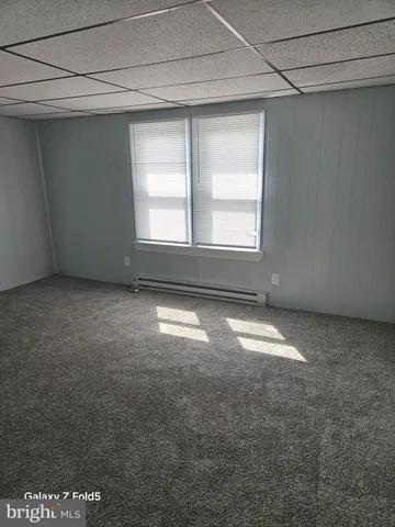 a view of empty room with window