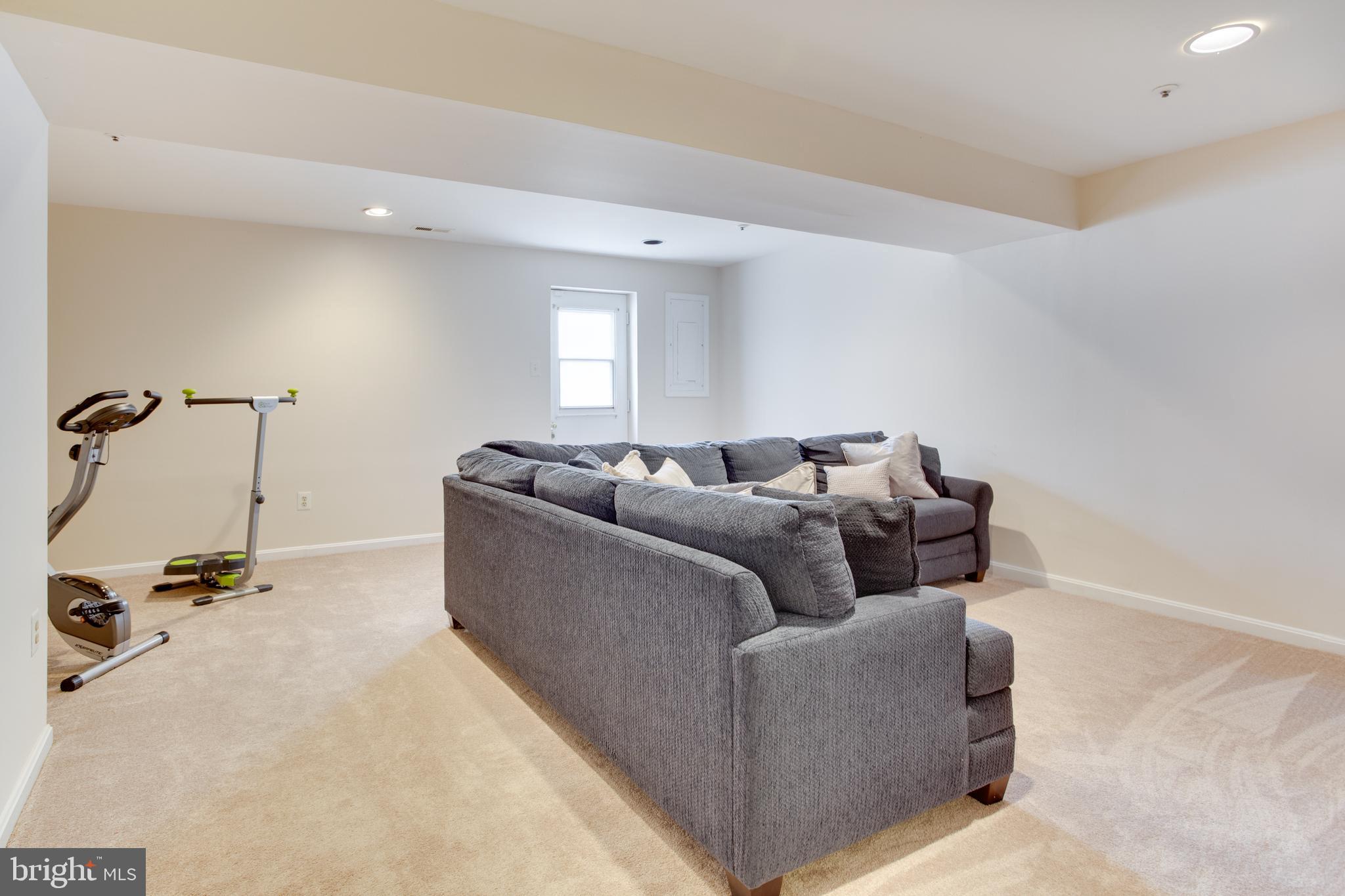 8587 Ritchboro Road District Heights, MD 20747 - Photo 24 of 40