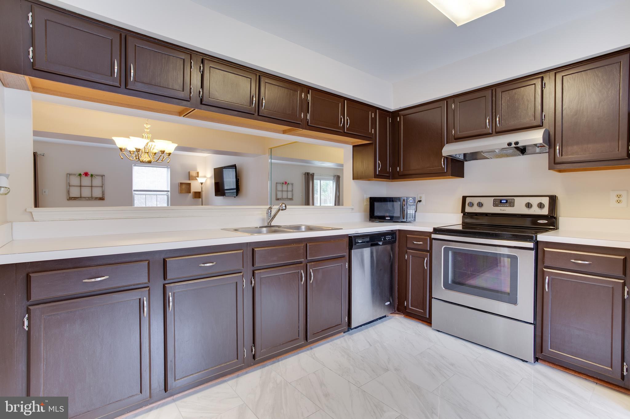 8587 Ritchboro Road District Heights, MD 20747 - Photo 9 of 40