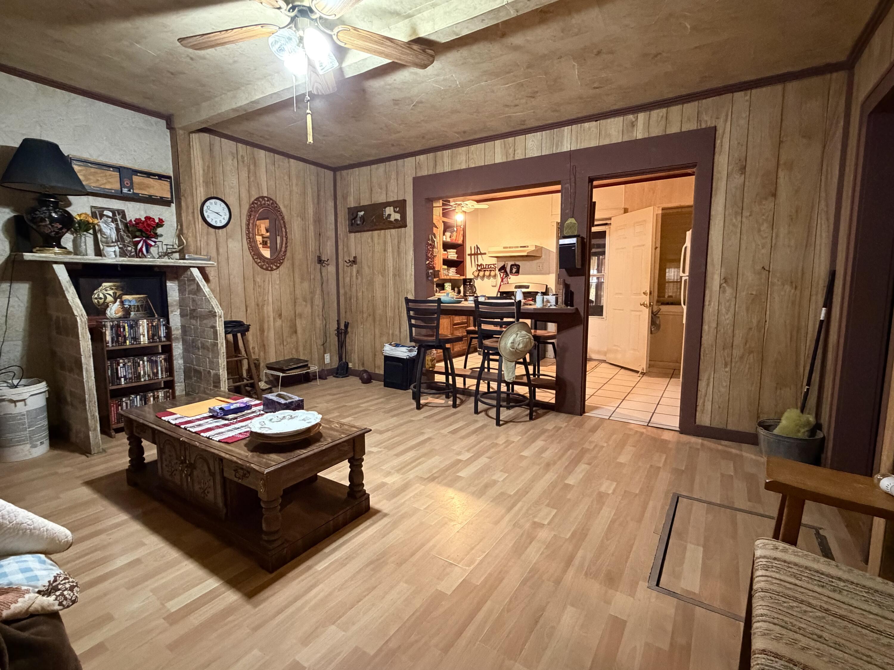 10109 C R 3100 Slaton, TX 79364 - Photo 13 of 21 IMG_2877