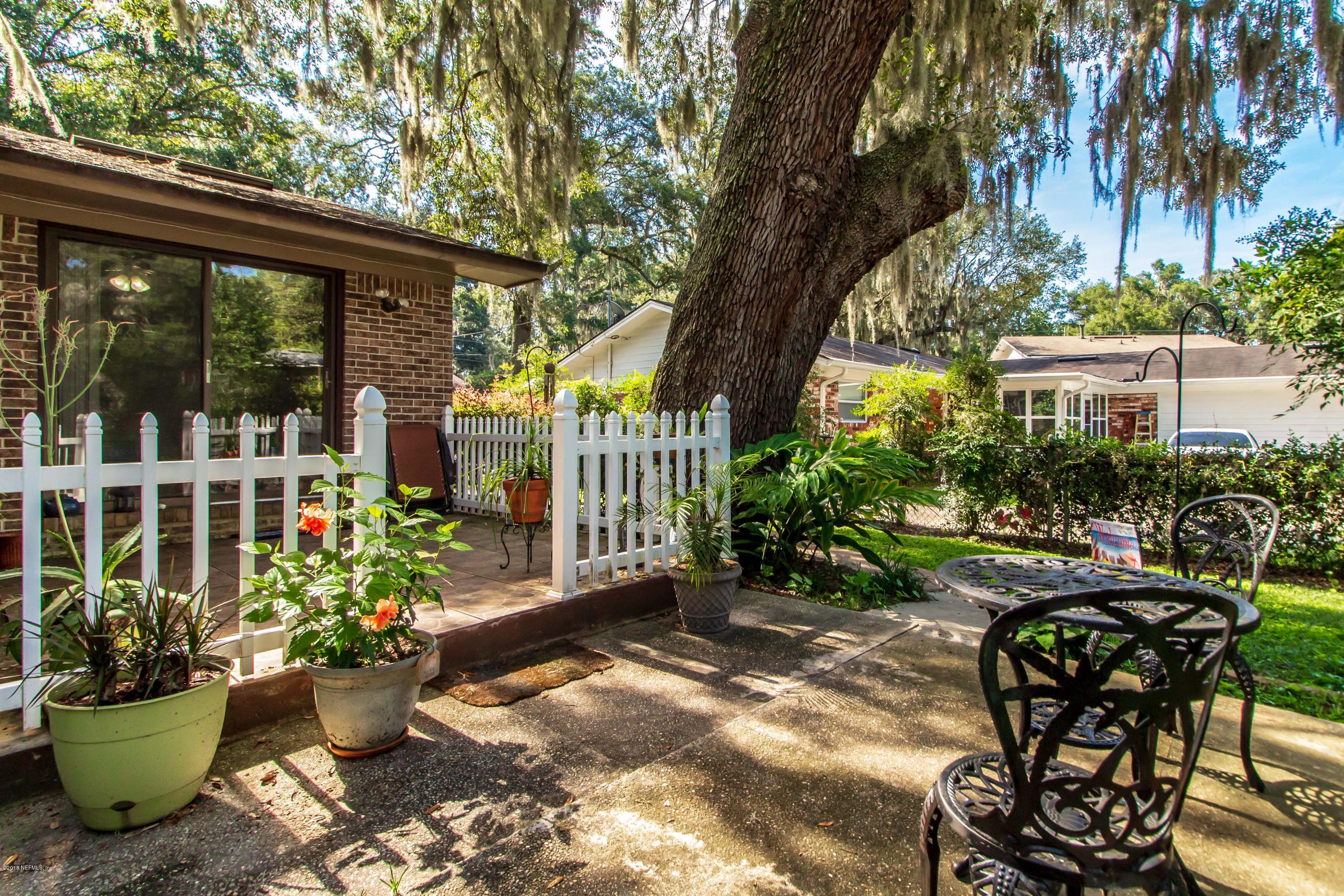 4438 Hartman Road Jacksonville, FL 32225 - Photo 23 of 29 Sitting Area