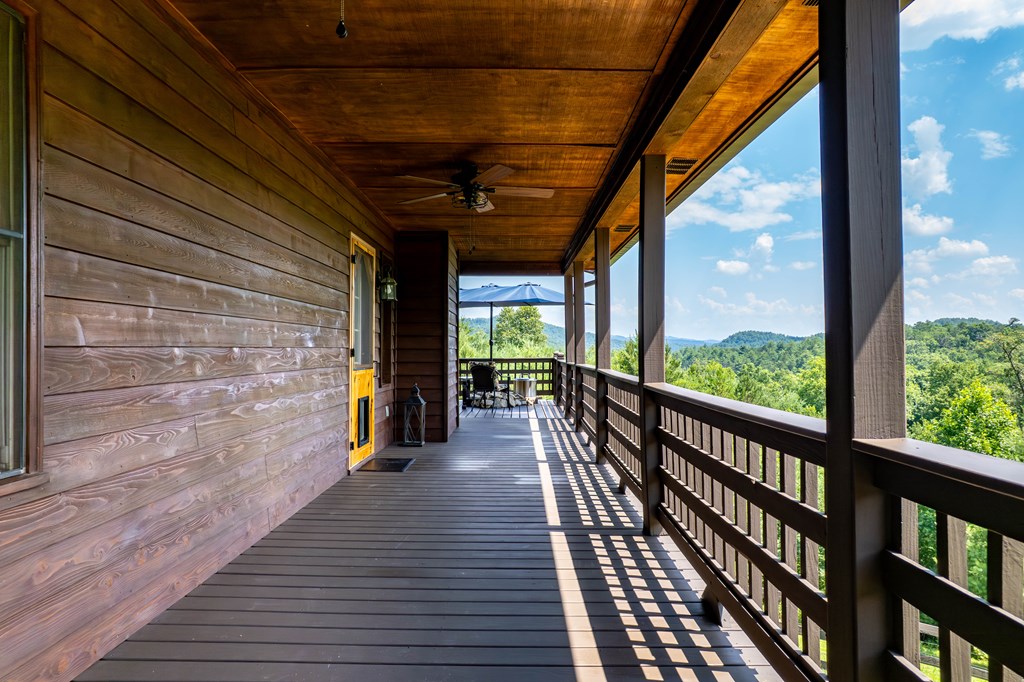 730 Dillon Oaks Drive Murphy, NC 28906 - Photo 8 of 38 a view of a balcony with wooden floor