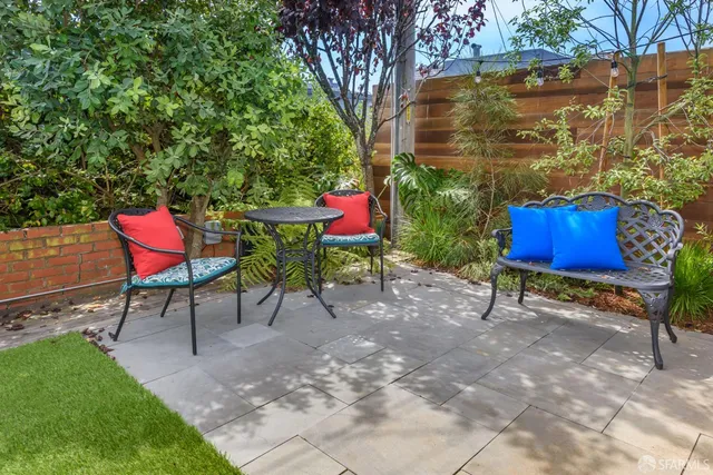 a bench is sitting in middle of the house