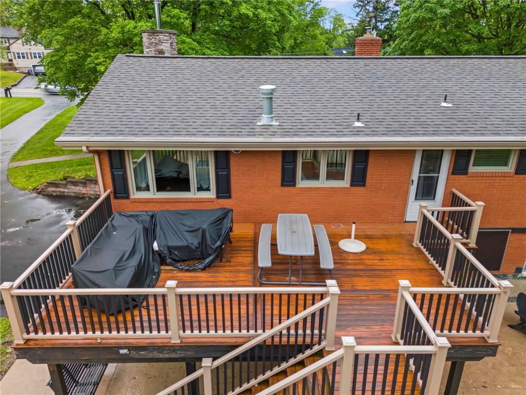 857 East McMurray Road Venetia, PA 15367 - Photo 32 of 37 front view of house with a deck