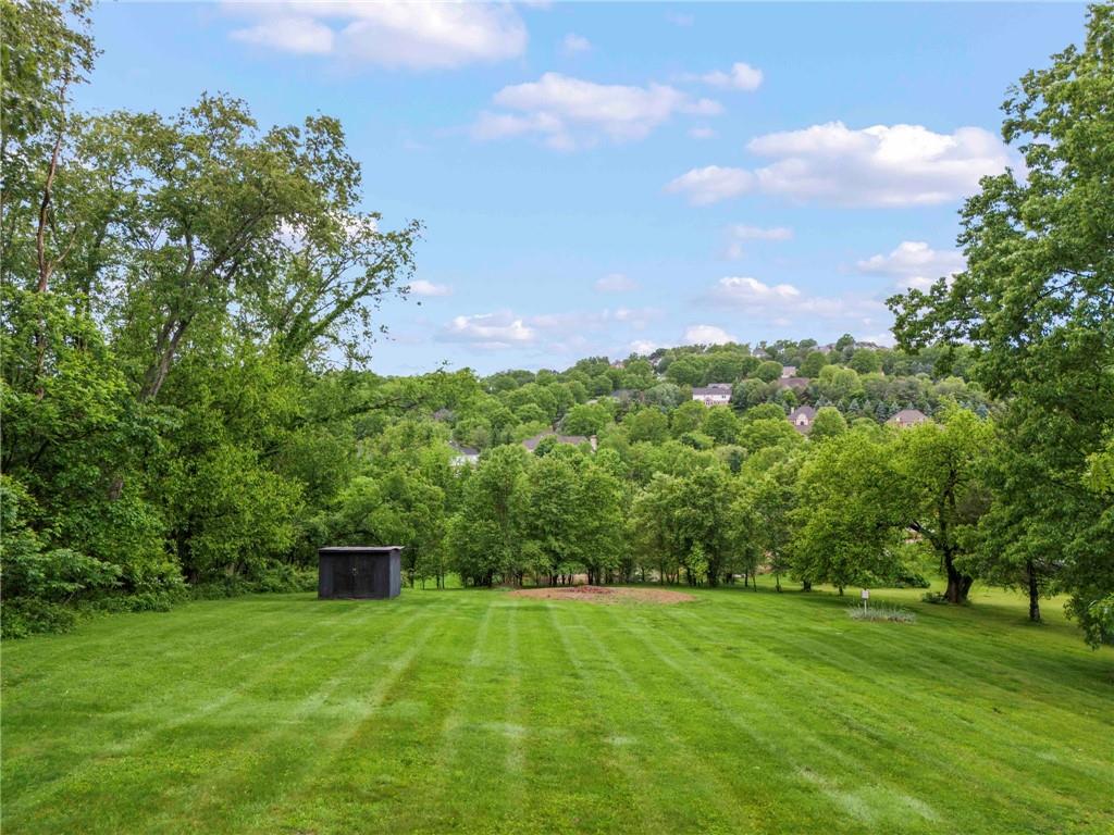 857 East McMurray Road Venetia, PA 15367 - Photo 37 of 37 a backyard of a house with lots of green space