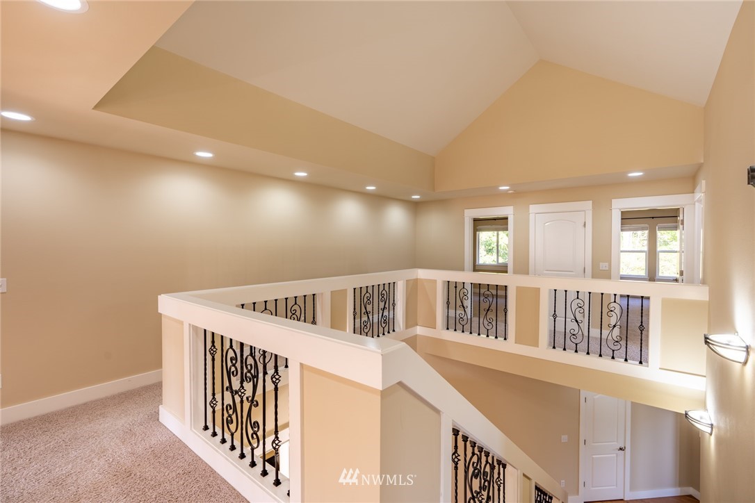 541 Jericho Avenue Northeast Renton, WA 98059 - Photo 17 of 22 Gallery Image 17