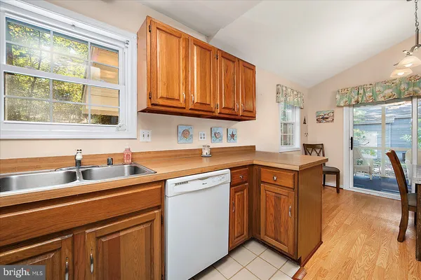 $334,900 | 12 Sailors Way, Berlin, MD 21811