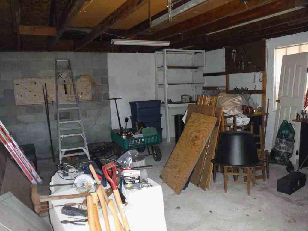 2446 Ridgeway Road Lugoff, SC 29078 - Photo 13 of 21 Shop Interior